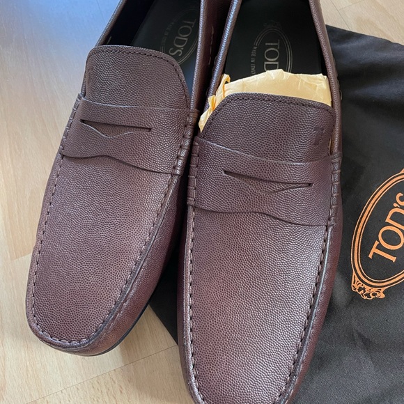 Brand new! Tods men’s Brown leather loafers size 11 - Picture 2 of 6